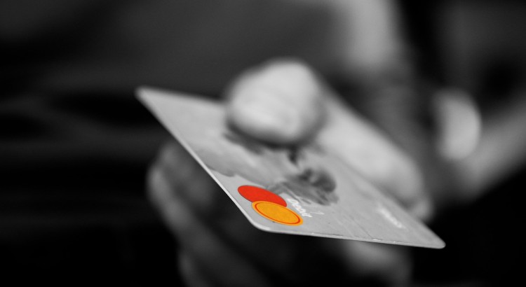 ¿Cómo elegir entre tarjetas de crédito corporativas y las convencionales?